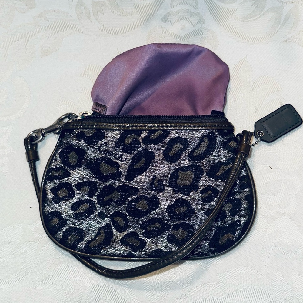 Coach Signature Ocelot Print Lurex Wristlet – Black & Grey (EUC) - Picture 5 of 7